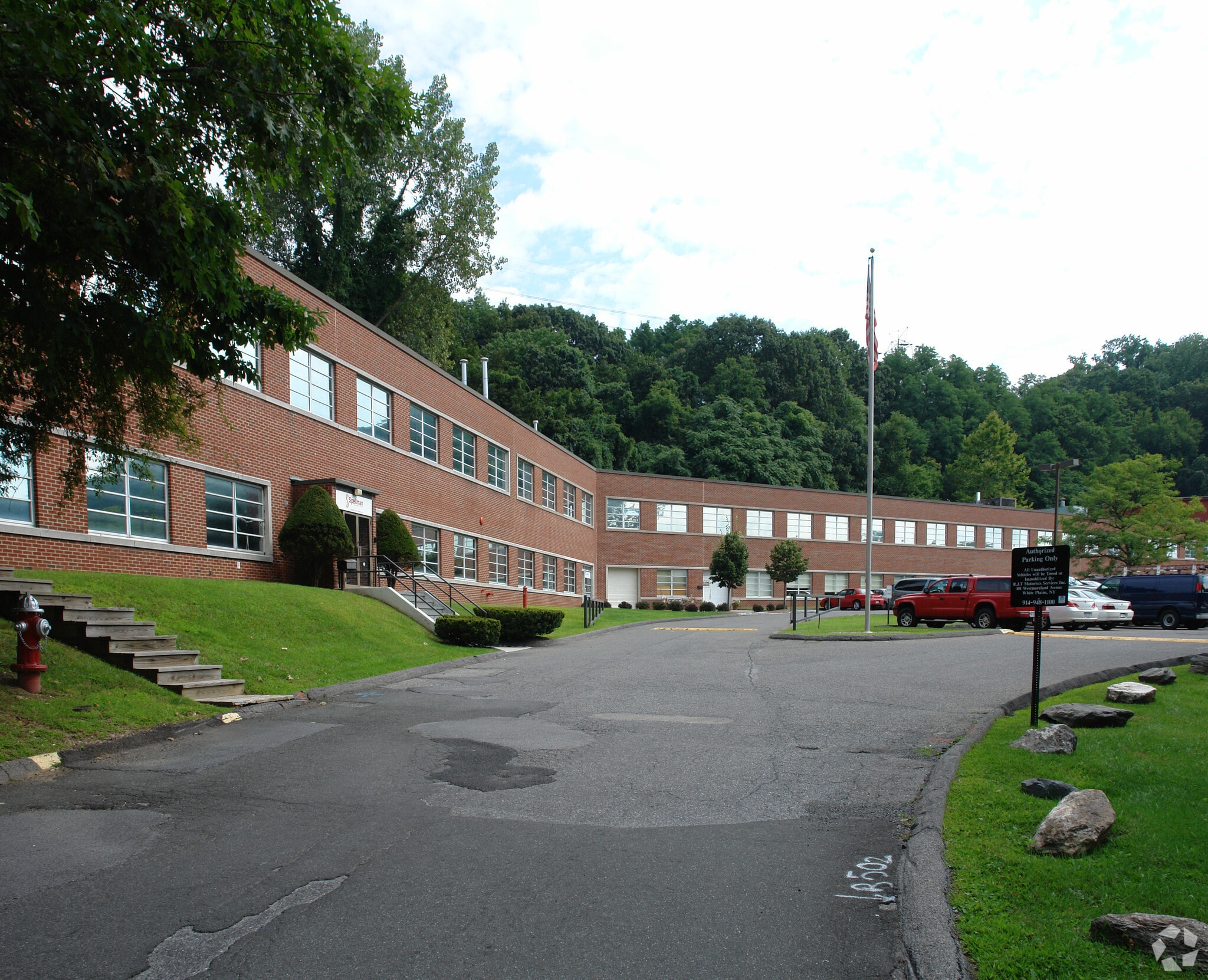 115 Wall St, Valhalla, NY for lease Primary Photo- Image 1 of 6