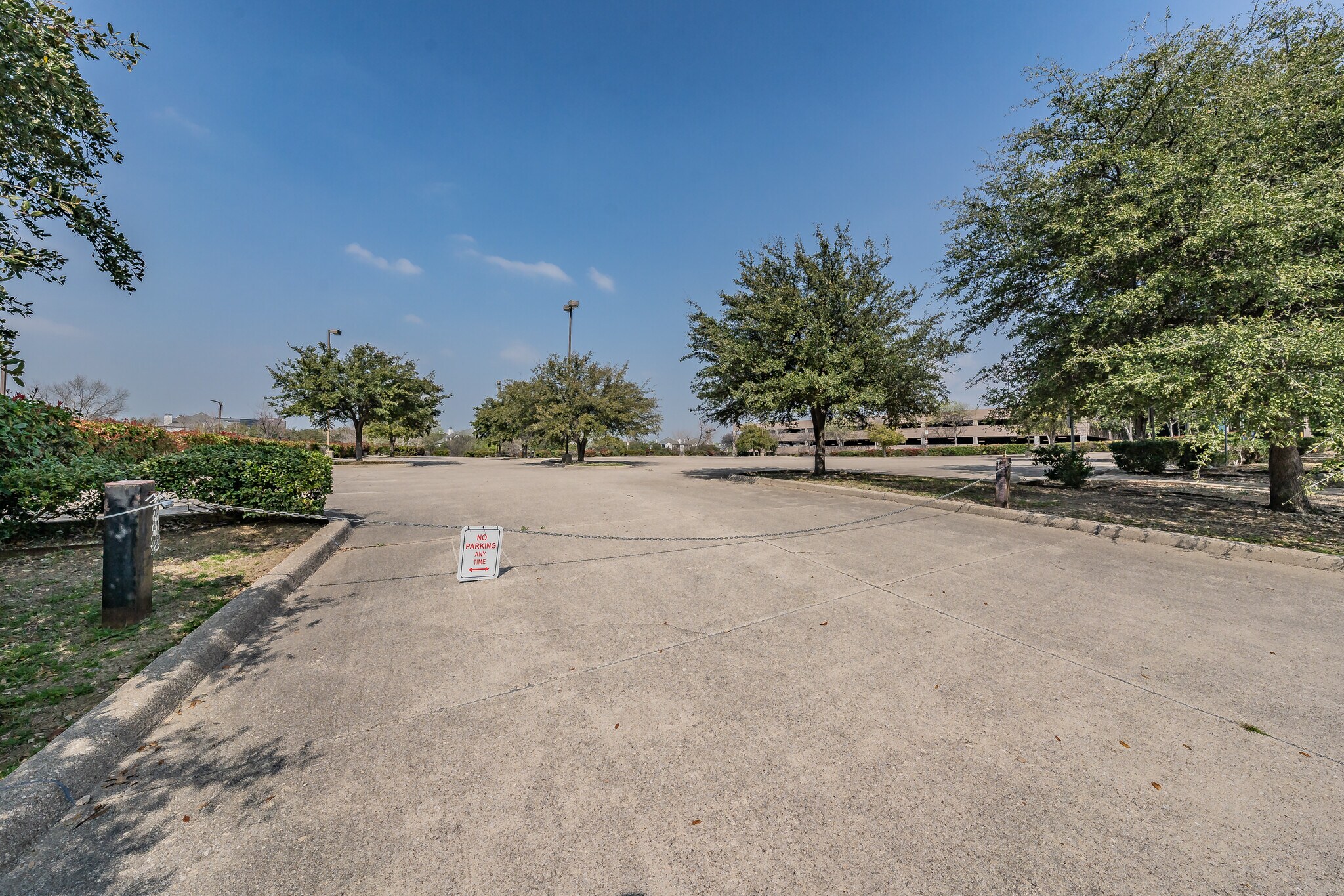 1001 MacArthur Park, Irving, TX à vendre Photo du bâtiment- Image 1 de 44