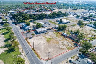 Plus de détails pour 1011 E 7th St, Del Rio, TX - Bureau à vendre