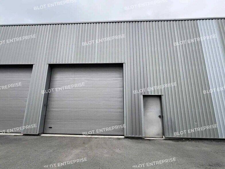 Office in Thorigné-Fouillard for lease - Building Photo - Image 3 of 4