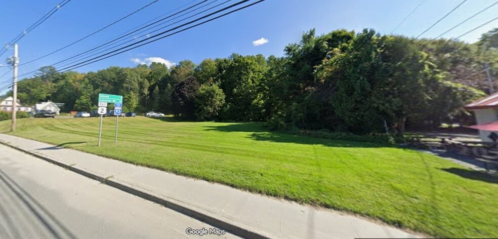 342 Portland St, Saint Johnsbury, VT à vendre - Photo du bâtiment - Image 2 de 3