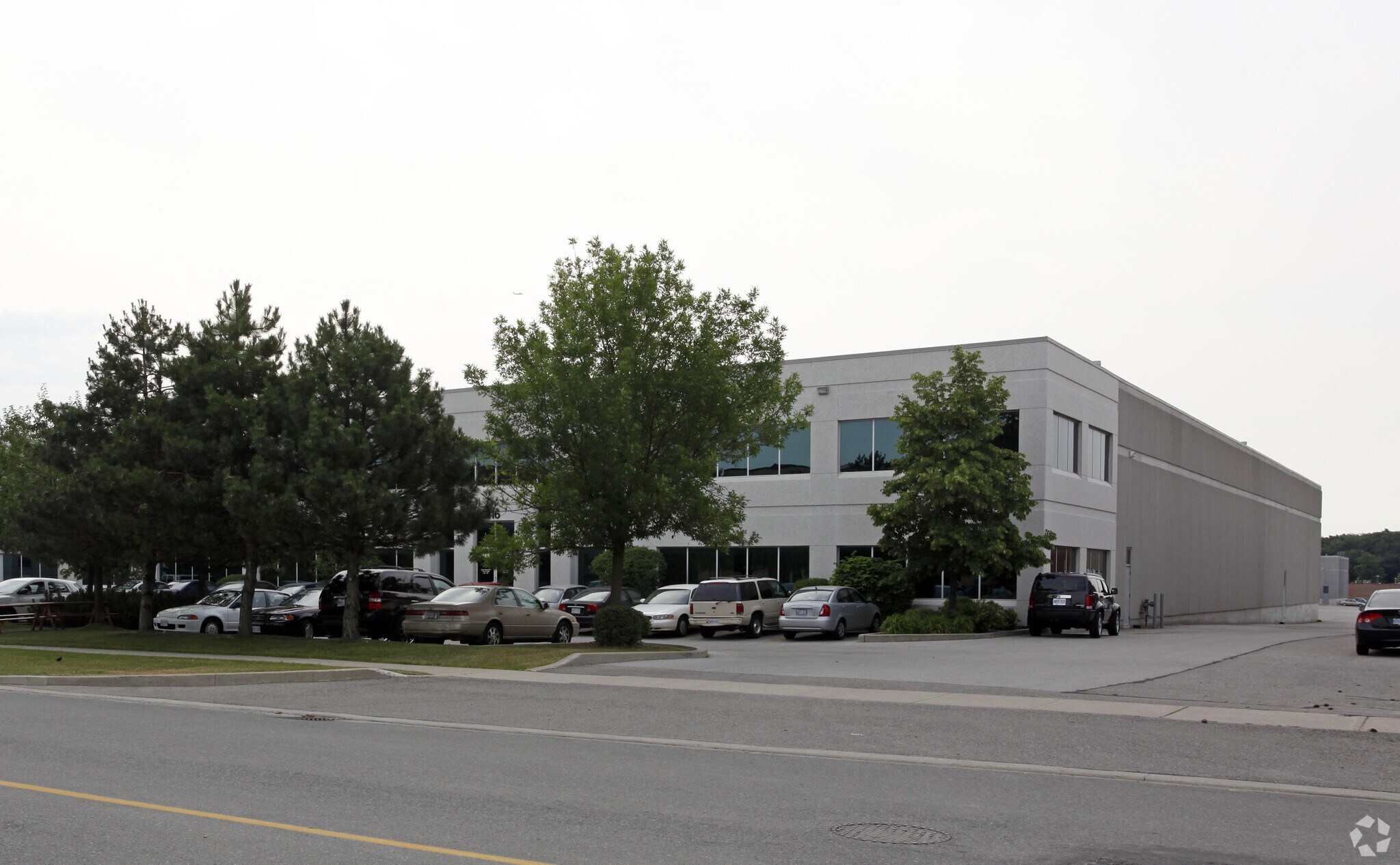 416 Watline Ave, Mississauga, ON à louer Photo principale- Image 1 de 4