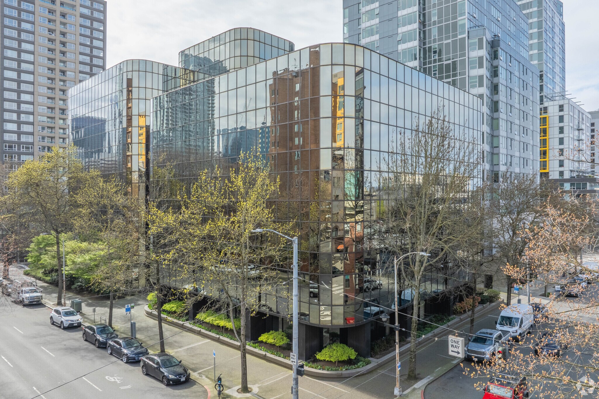 2601 4th Ave, Seattle, WA à louer Photo principale- Image 1 de 7