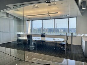 12851 Worldgate Dr, Herndon, VA for lease Interior Photo- Image 1 of 7