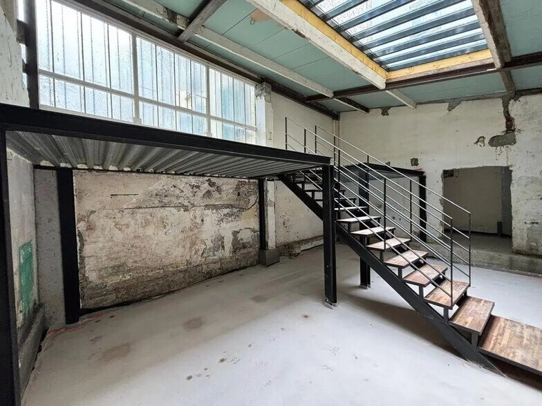 Bureau dans Paris à vendre - Photo du bâtiment - Image 2 de 14