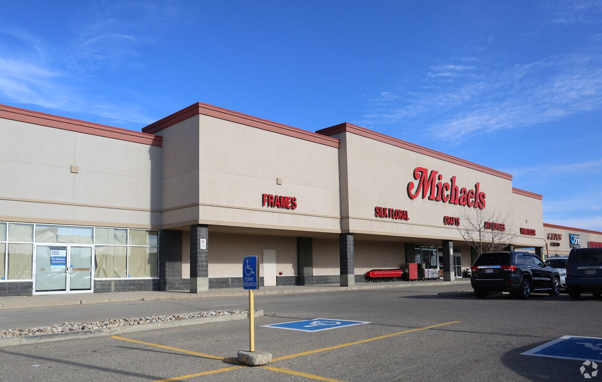 2315 Taylor Dr, Red Deer, AB for sale Primary Photo- Image 1 of 1