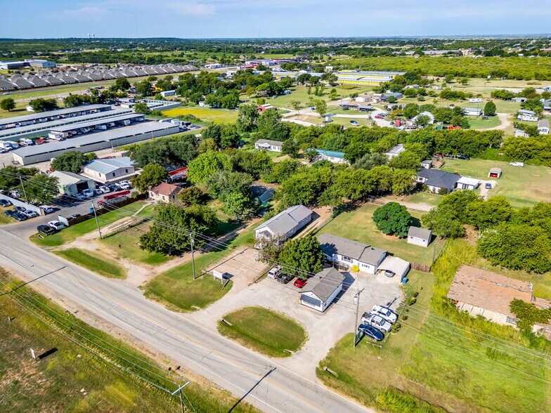 1504 Bus Rte 1187, Crowley, TX à vendre - Photo du bâtiment - Image 3 de 15