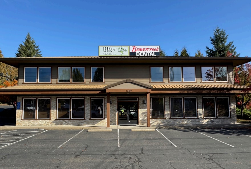 1607 Beavercreek Rd, Oregon City, OR for lease Building Photo- Image 1 of 11