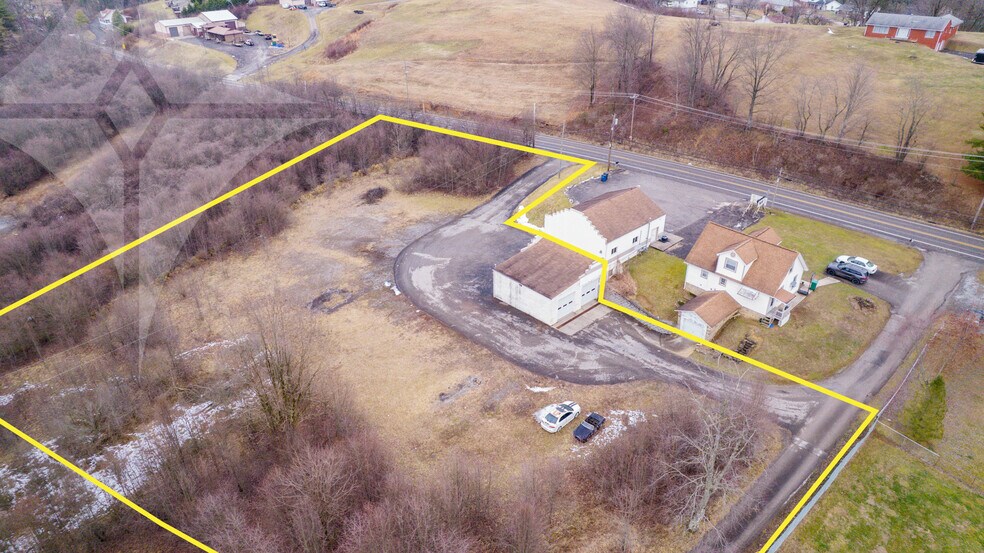 3466 Fairmont Ave, Fairmont, WV à louer - Photo du bâtiment - Image 3 de 12