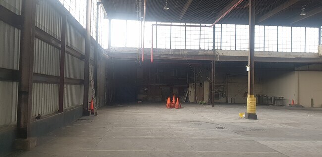 Plus de détails pour 25-45 Borden Ave, Long Island City, NY - Industriel à louer