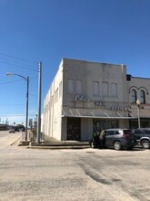 101 E Monseratte St, El Campo, TX for sale Building Photo- Image 1 of 22