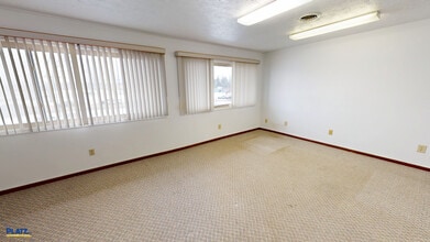 7510 Market St, Youngstown, OH à louer Photo intérieure- Image 2 de 4