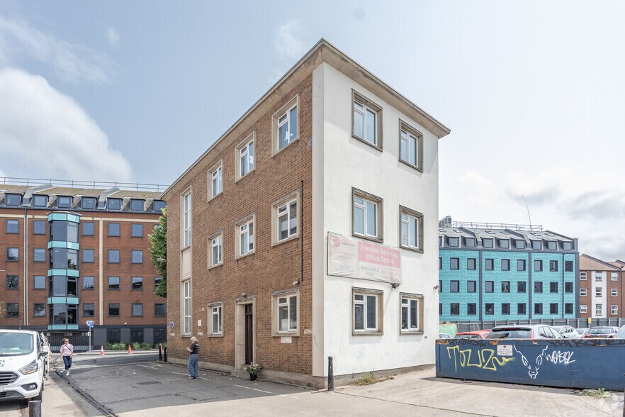 Wapping Rd, Bristol à louer - Photo du bâtiment - Image 3 de 3