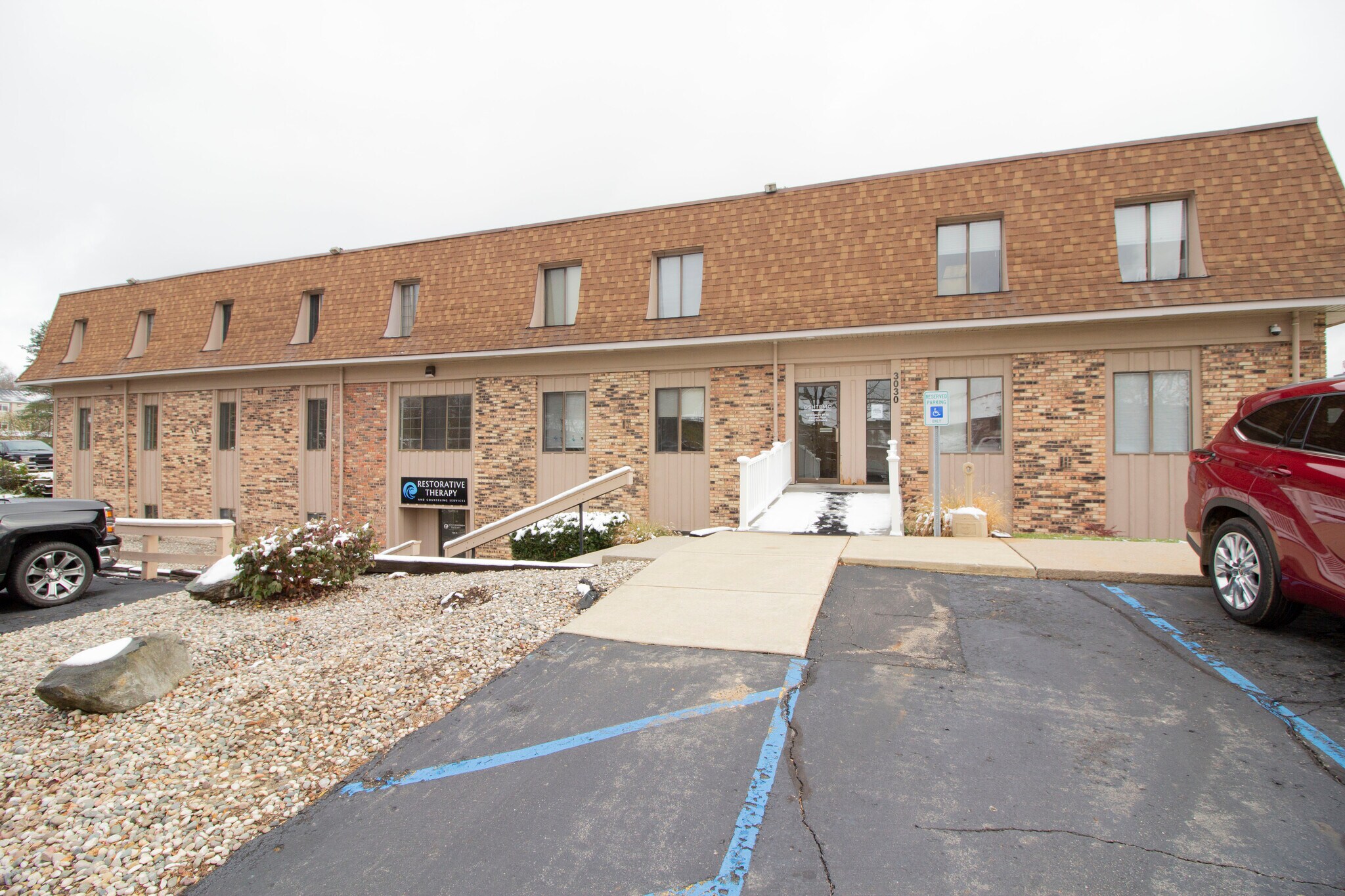 3030 S 9th St, Kalamazoo, MI for lease Interior Photo- Image 1 of 12