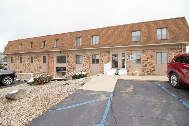 Plus de détails pour 3030 S 9th St, Kalamazoo, MI - Bureau à louer