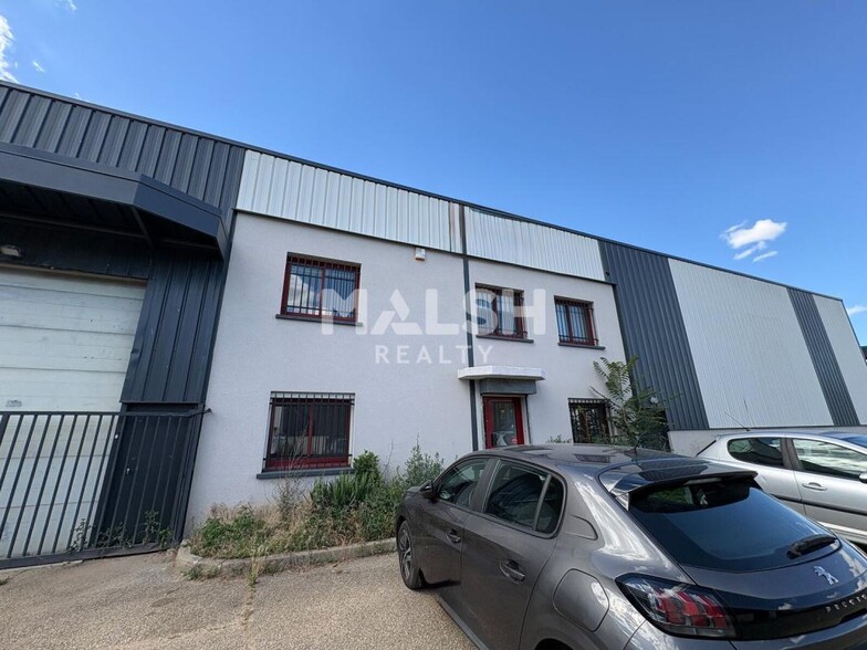 Flex in Saint-Priest for lease - Building Photo - Image 2 of 18
