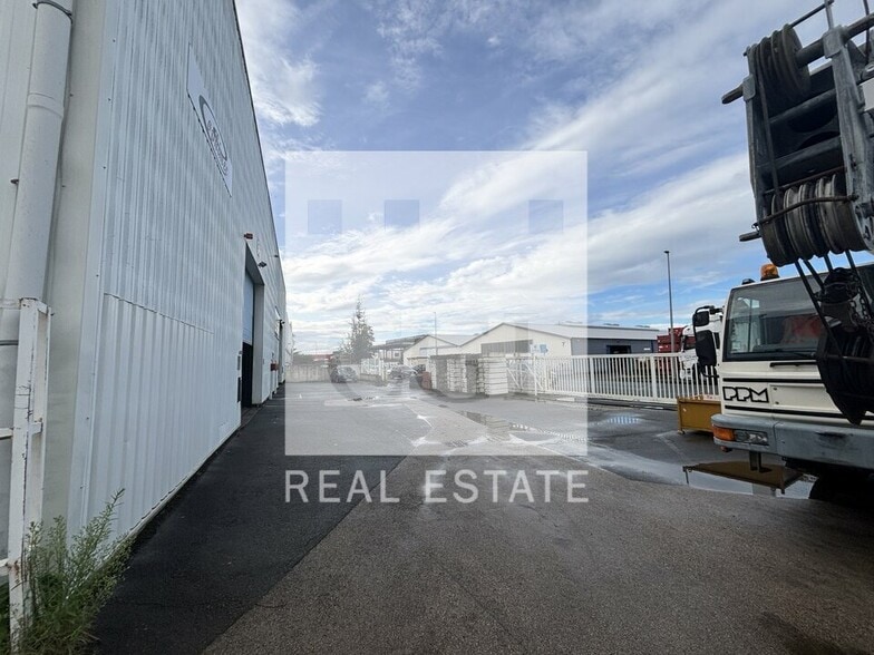 Flex in Belleville for lease - Building Photo - Image 2 of 12
