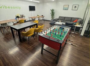 4990-5016 Rue Jean-Talon O, Montréal, QC for lease Interior Photo- Image 2 of 4