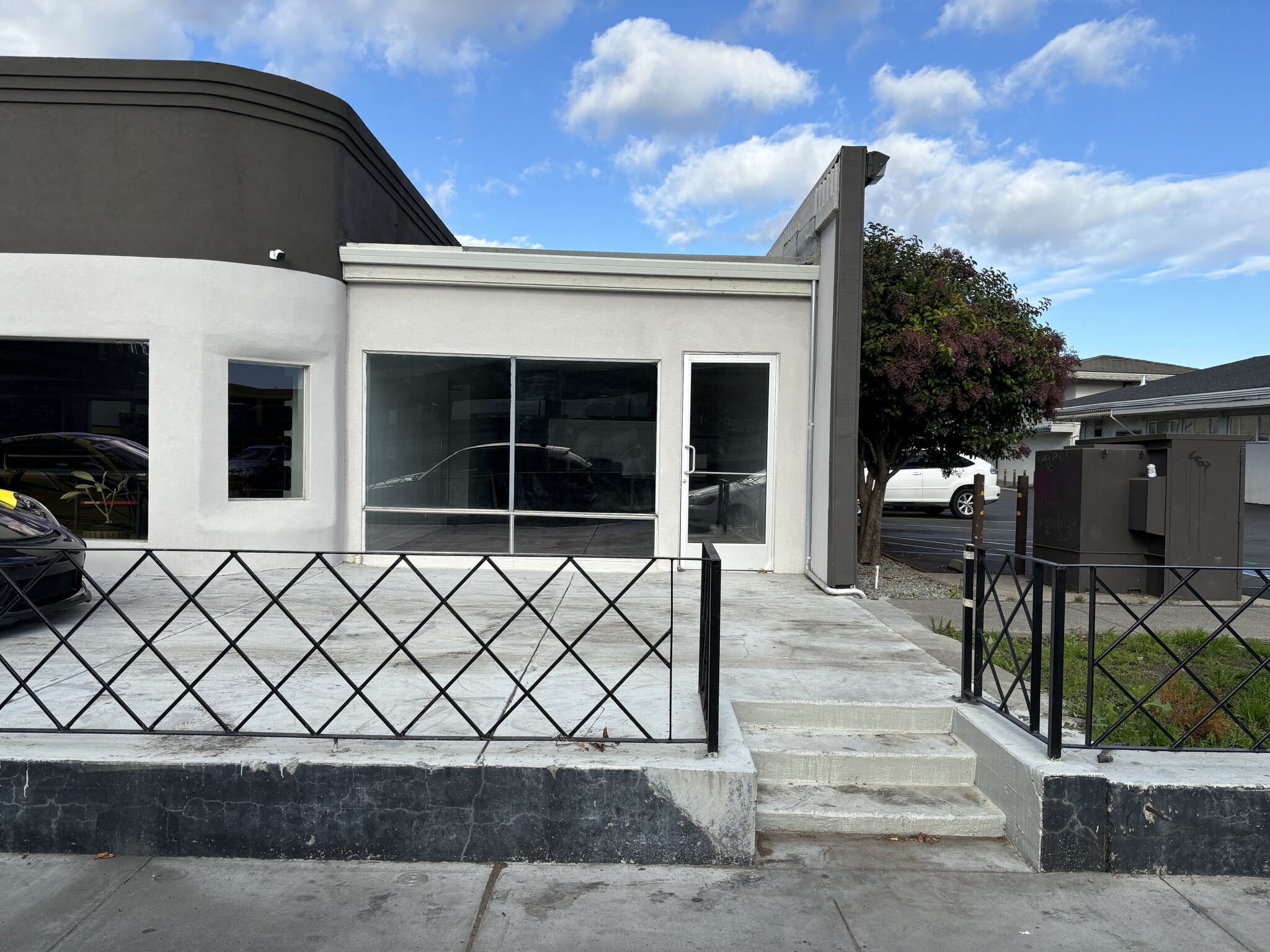 721 E Francisco Blvd, San Rafael, CA for lease Building Photo- Image 1 of 3