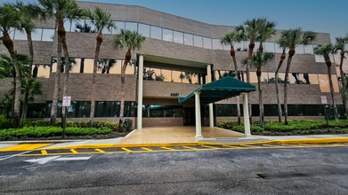 8551 W Sunrise Blvd, Plantation, FL à louer Photo intérieure- Image 1 de 6