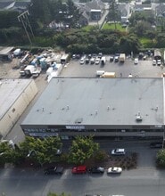 11560 Voyageur Way, Richmond, BC à louer Photo du bâtiment- Image 1 de 4