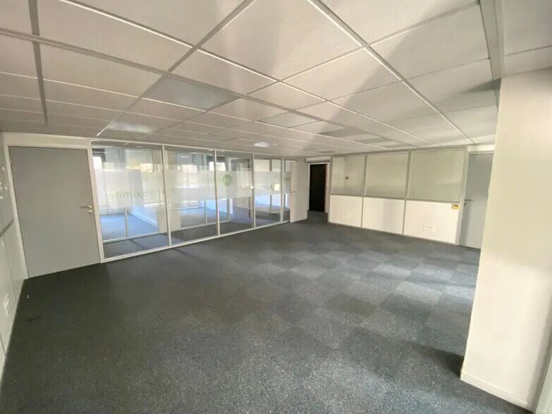 9 Rue Des Tuiliers, Lyon à louer - Photo intérieure - Image 2 de 23