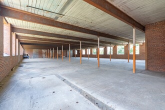 1601 S Holtzclaw Ave, Chattanooga, TN for sale Interior Photo- Image 1 of 12