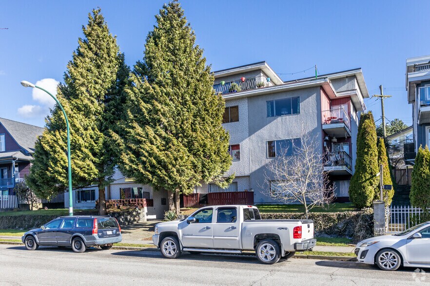 2184 Wall St, Vancouver, BC à vendre - Photo du bâtiment - Image 1 de 2