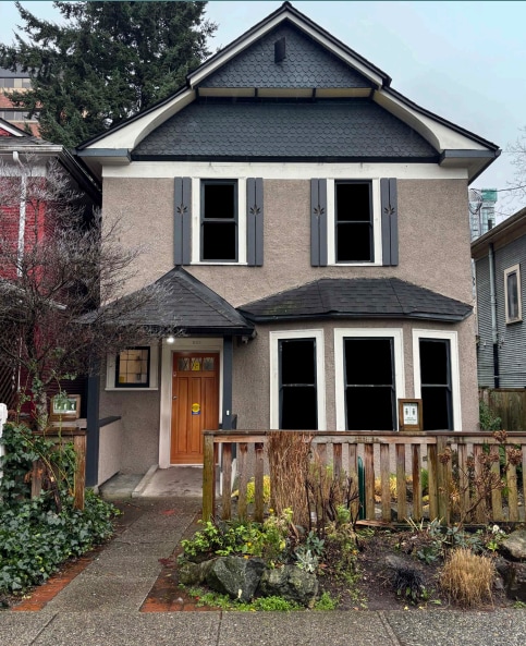 1182 Thurlow St, Vancouver, BC for lease Building Photo- Image 1 of 3