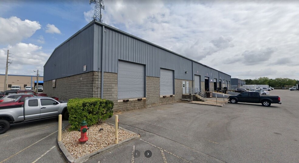 601 Triumph Ct, Orlando, FL for lease - Building Photo - Image 2 of 4