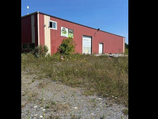 Plus de détails pour 4345 Northfield Rd, South Stormont, ON - Industriel à vendre