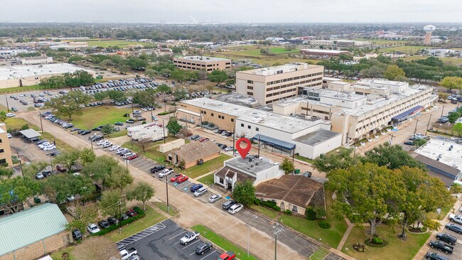 Plus de détails pour 3339 Fairview St, Pasadena, TX - Bureau à vendre