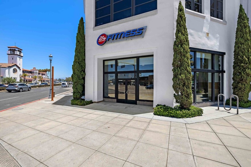1870 Harbor Blvd, Costa Mesa, CA for sale - Building Photo - Image 3 of 22