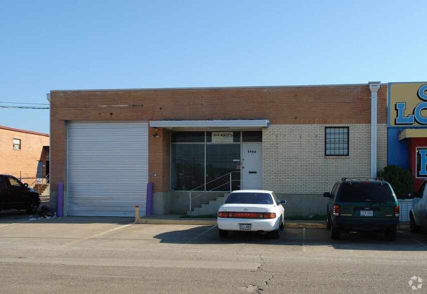 2348 Irving Blvd, Dallas, TX à vendre - Photo du bâtiment - Image 3 de 3