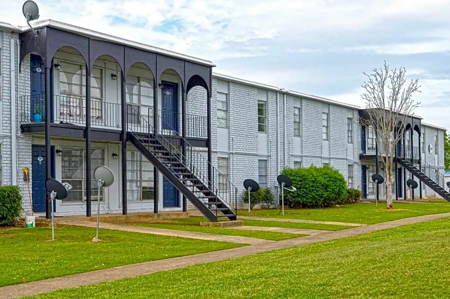 4900 Plaza Dr, Montgomery, AL à vendre - Photo du bâtiment - Image 3 de 5