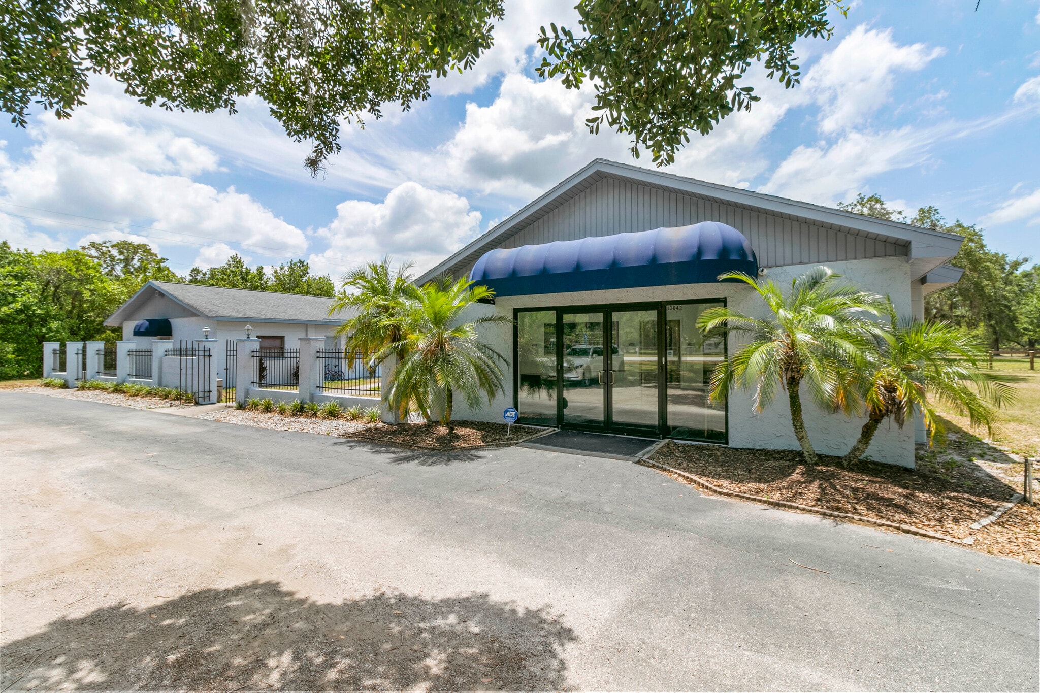 13042 Tarpon Springs Rd, Odessa, FL for sale Primary Photo- Image 1 of 91