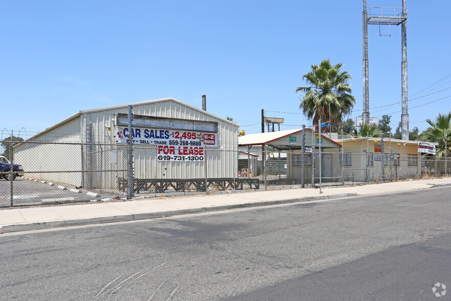 1308 W Iota Ave, Fresno, CA à louer - Photo principale - Image 1 de 4