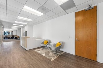 11111 Santa Monica Blvd, Los Angeles, CA à louer Photo intérieure- Image 2 de 9