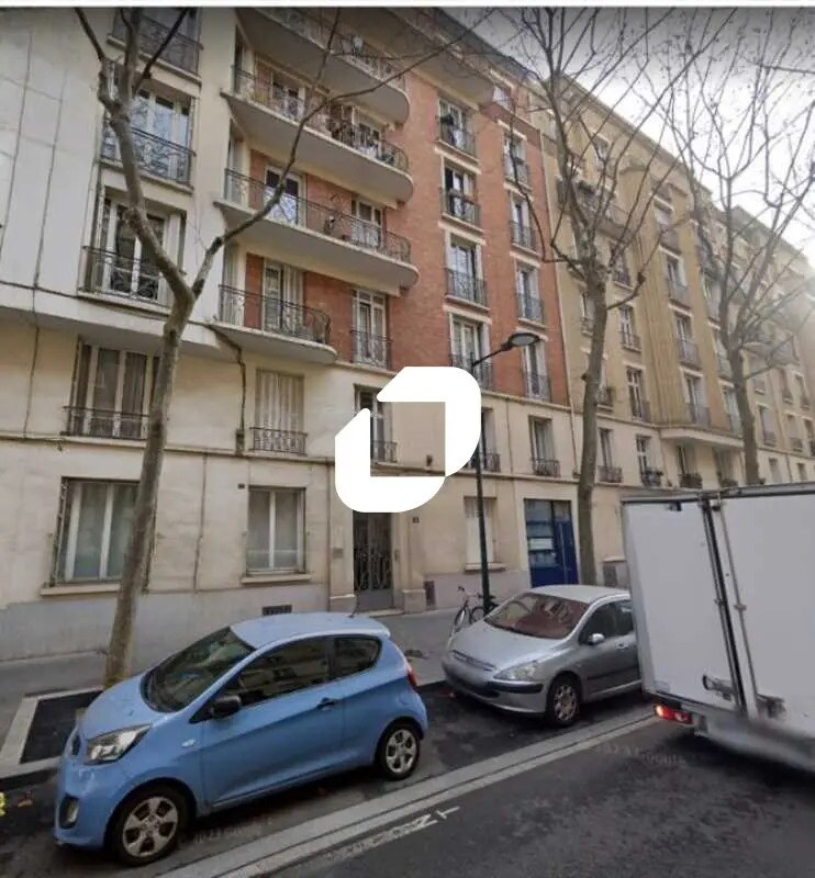 Office in Clichy for sale Building Photo- Image 1 of 5