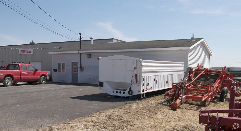 110 Airport Dr, Presque Isle, ME for lease - Building Photo - Image 2 of 2