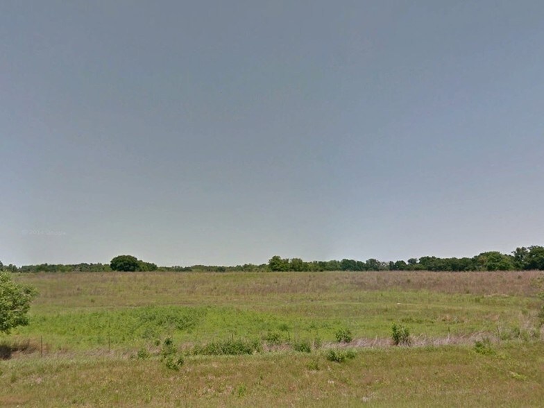SE 132 St Rd, Belleview, FL à vendre - Photo du bâtiment - Image 2 de 4