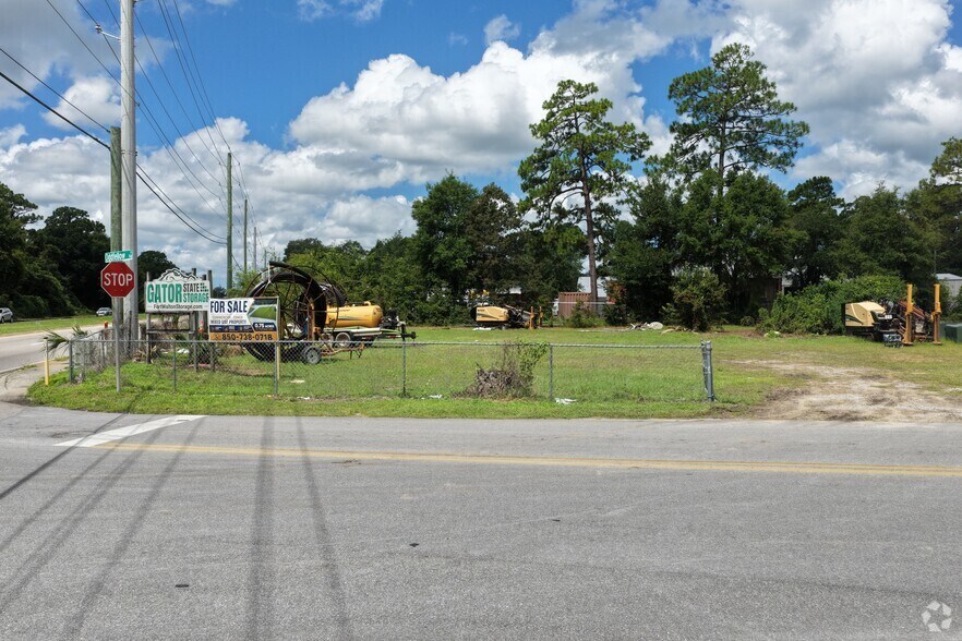 Lewis Turner Blvd, Fort Walton Beach, FL à vendre - Photo du bâtiment - Image 2 de 3