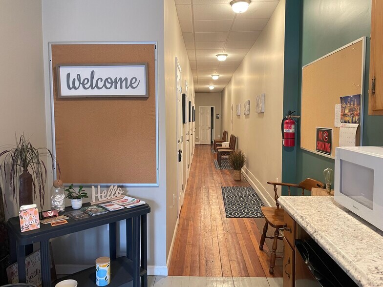 254 Locust St, Columbia, PA à louer - Photo du bâtiment - Image 3 de 7