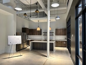 251 Armour Dr NE, Atlanta, GA à louer Photo intérieure- Image 1 de 7