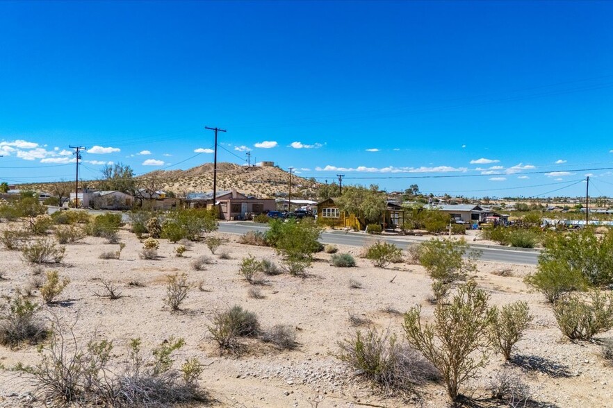 73499 Sullivan Rd, Twentynine Palms, CA à vendre - Autre - Image 2 de 11