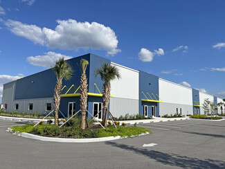 Plus de détails pour Woodlawn Drive, Punta Gorda, FL - Industriel à louer