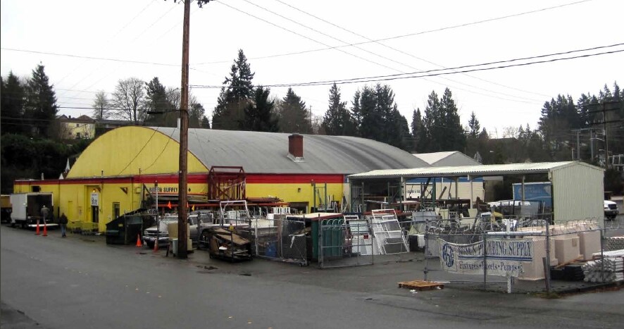 3405 11th St, Bremerton, WA à vendre - Photo du bâtiment - Image 2 de 7