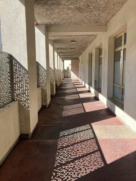 Bureau dans Nantes à vendre - Photo du bâtiment - Image 3 de 31