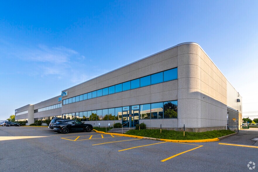 4969-4995 Rue Lévy, Montréal, QC à vendre - Photo du bâtiment - Image 1 de 1