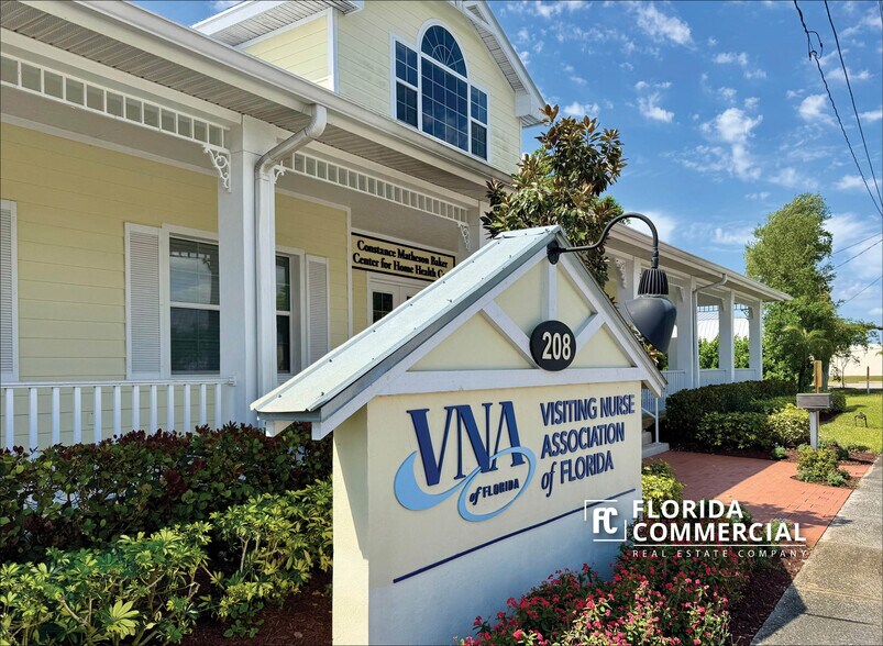 208 SE Park St, Okeechobee, FL à louer - Photo du bâtiment - Image 2 de 9